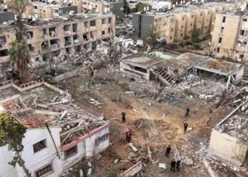 Sekali Balas, Langsung Panas: Iran Guncang Jantung Nuklir Israel