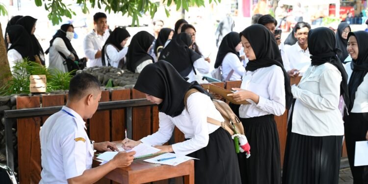 Check: Niat Daftar CPNS, Jangan Sampai Malah Jadi Target Scammer