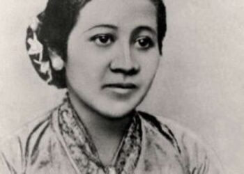 Kartini dan Nyala Api yang Belum Padam