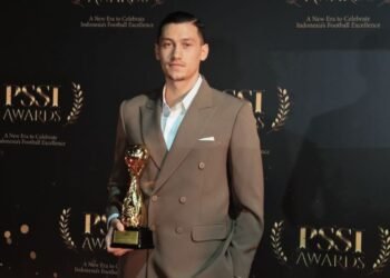 Jay Idzes Naik Level, Fabio Grosso Angkat Topi