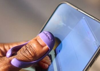 Yahoo Jual Kunci Jempol: Solusi Absurd untuk Masalah yang Terlalu Nyata?