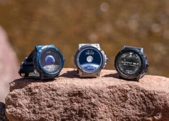 6 Smartwatch yang Bisa Hidup Tanpa Charger Berhari-hari
