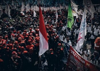 May Day 2026: Buruh Turun ke Jalan, 8 Tuntutan Digedor ke DPR