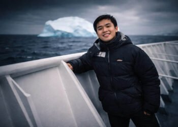 Quarter-Life Crisis: Usia 25 ke Antartika