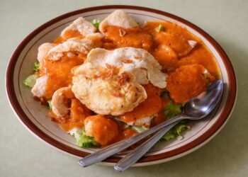 Gado-Gado Pak Tomo: Nostalgia Rasa atau Bukti Konsistensi Itu Mahal