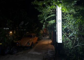 Holly Cafe Tidak Hanya Menawarkan Kopi, Tapi Juga Menyuguhkan Ketenangan