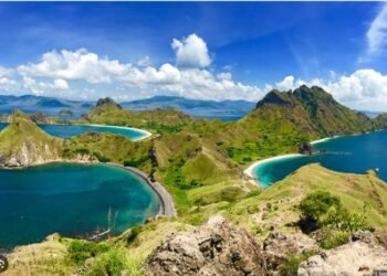 Cantik di Mata Dunia, Rapuh di Tangan Sendiri: Dilema TN Komodo
