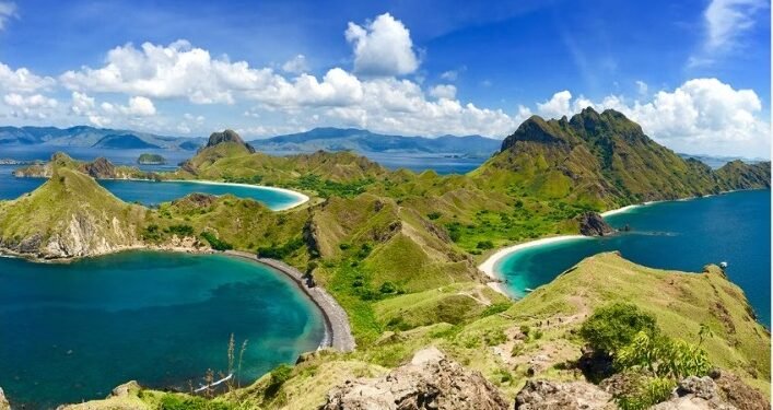 Cantik di Mata Dunia, Rapuh di Tangan Sendiri: Dilema TN Komodo