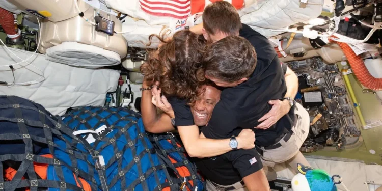 Artemis II: Kemajuan atau Ilusi Kontrol atas Luar Angkasa?