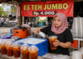 Harga Cup Melejit, Es Teh Jumbo Tak Lagi Murah di Solo