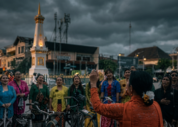 Saat Kebaya Turun ke Jalan: Kesetaraan Perempuan Diperjuangkan Lewat Budaya?