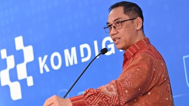 Akun Anak Disisir Negara: Scroll Aman atau Privasi yang Dikunci?