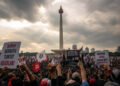 Buruh Kepung Monas, Presiden Turun Kasi 'Kado'?