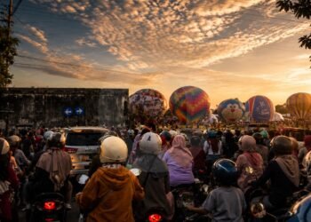 Festival Balon Udara Solo: Kota Viral, Jalanan Kewalahan