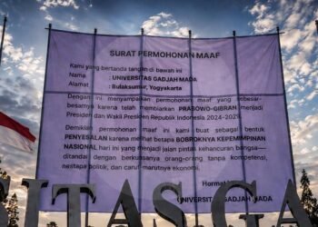 Bundaran UGM Jadi Sorotan, Spanduk Permintaan Maaf Terbentang