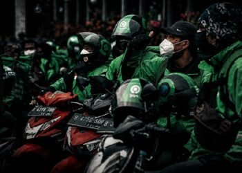 Potongan Aplikasi Dipaksa 8 Persen, Era Baru Keadilan Ojol atau Krisis Platform?