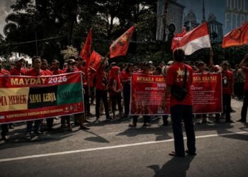 Buruh Madiun Kritik May Day di Monas: Perjuangan atau Sekadar Hura-hura?