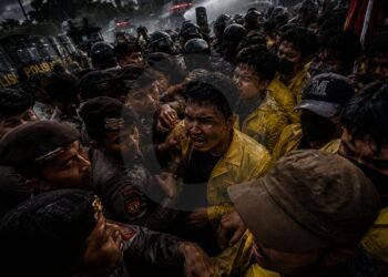 Menuju Indonesia Bangkrut: Bundaran HI Ditutup, Kritik Tetap Bergema