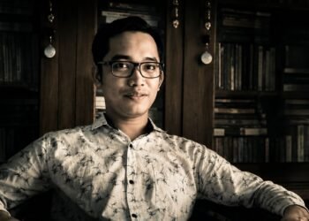Akhlis Syamsal Qomar, Sejarawan Muda Penjaga Ingatan Jawa