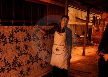 Canting Kuning: Ketika Batik Tulis Berjuang Melawan Zaman