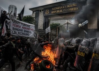 Demo Ricuh di Kejagung, Desak Transparansi Kasus Febrie
