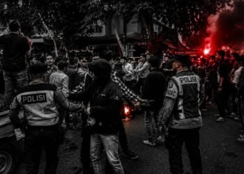 Demo Ricuh di Balai Kota Yogya, HMI Soroti Krisis Sampah