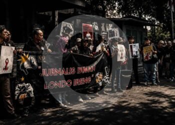 ‘Jurnalis Bukan Londo Ireng’, Insan Pers Solo Gelar Aksi Bela Kebebasan Pers