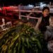 Pengunjung Alkid Terbagi, Penjual Kangkung Kebo Bule Sesuaikan Dagangan
