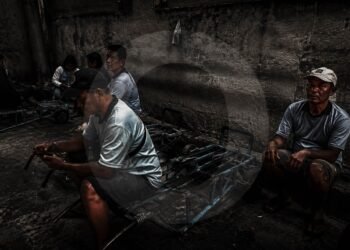 Pasar Klewer Lesu, Penghasilan Kuli Panggul Terus Menyusut