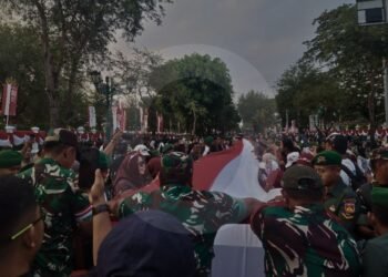 Jogja Merah Putih: Bendera 481 Meter Membelah Malioboro