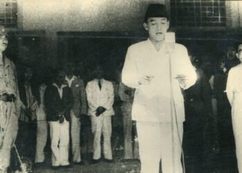 Detik-Detik Proklamasi: Pagi Ketika Indonesia Berani Berkata Merdeka