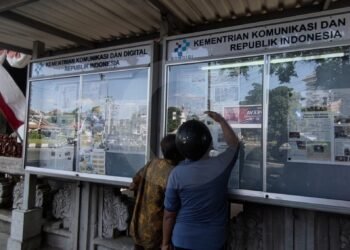 Di Depan Monumen Pers, Koran Masih Punya Pembaca