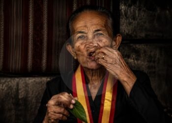 Nginang di Sekaten: Saat Sirih Menjaga Jejak Tradisi