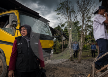 Kaya di Bawah Tanah, Miskin di Atasnya: Tangis Bupati Siak Membuka Borok Ketimpangan